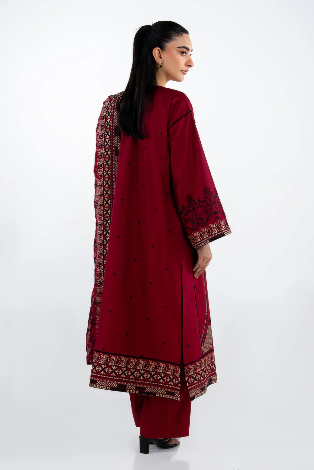 3PC Lawn Embroidered Suit - Image 8
