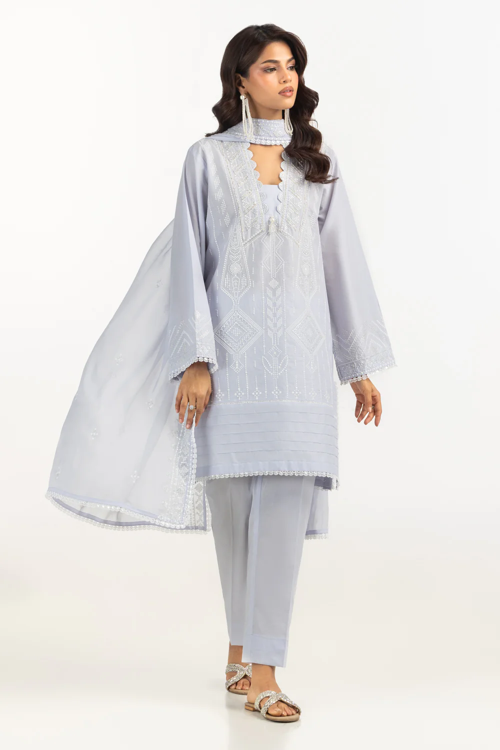 3PC Lawn Embroidered Suit - Image 3