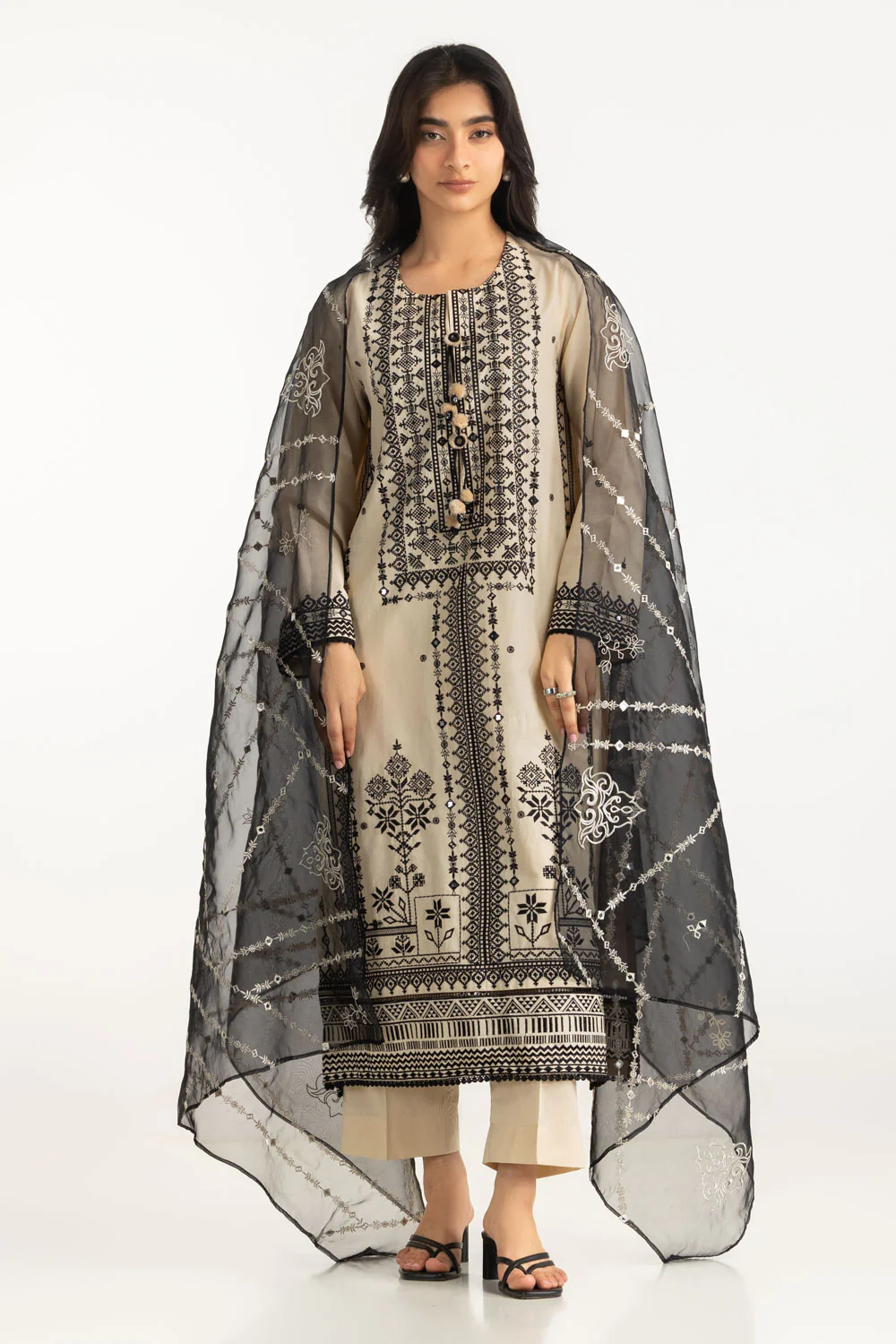 3PC Lawn Embroidered Suit - Image 3