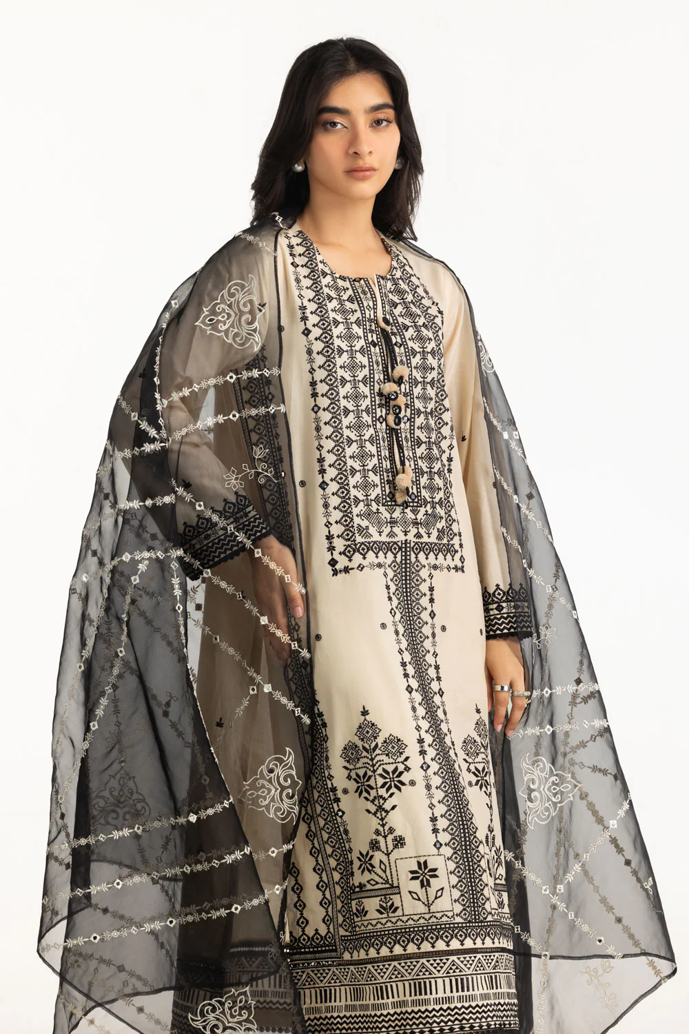 3PC Lawn Embroidered Suit - Image 4