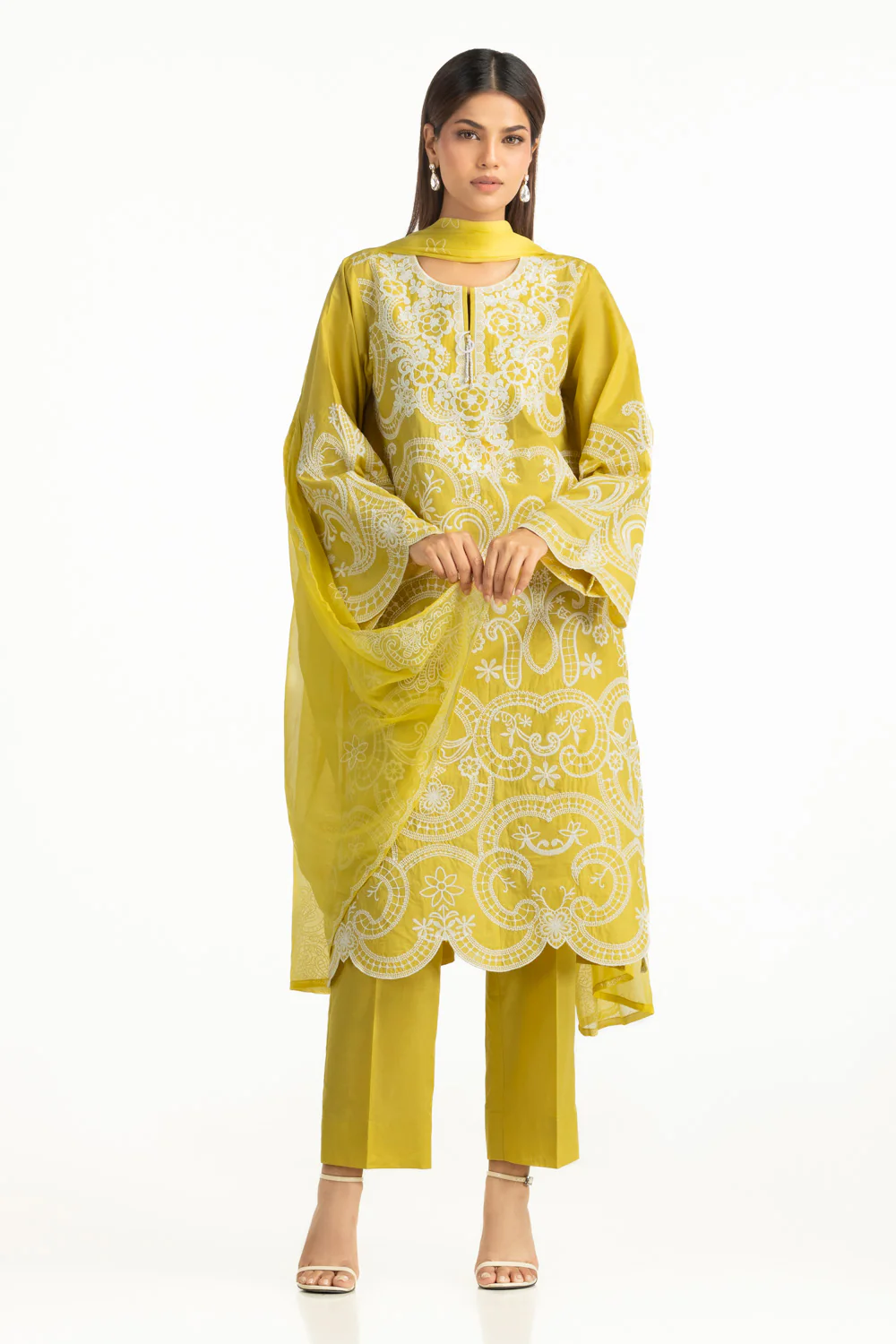3PC Lawn Embroidered Suit - Image 3