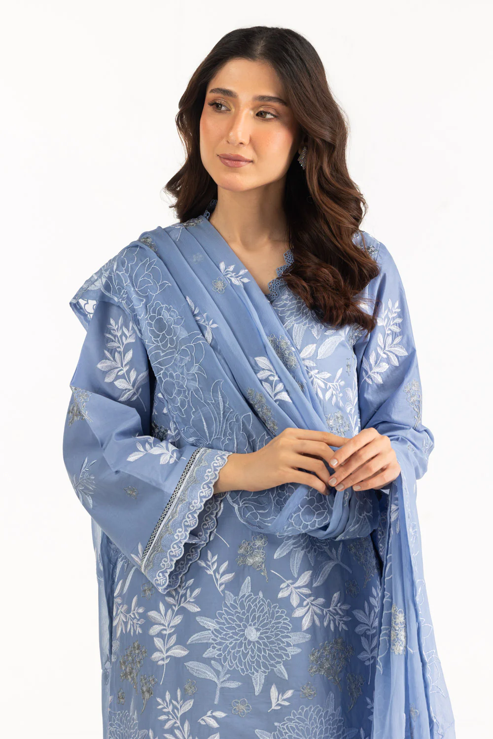3PC Lawn Embroidered Suit - Image 5