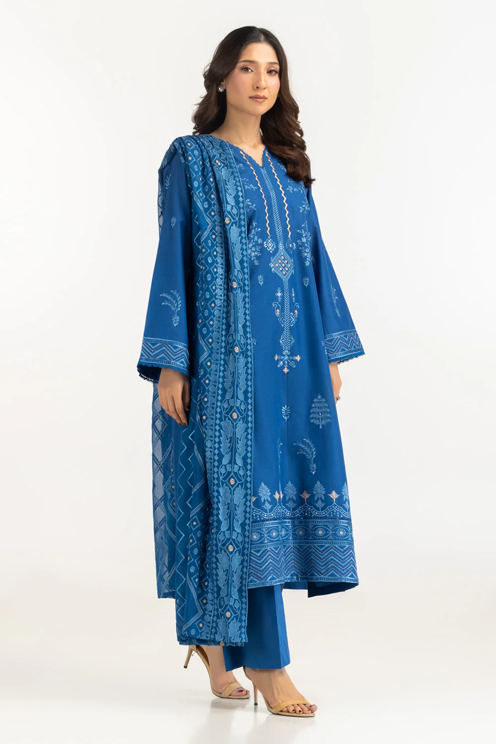 3PC Lawn Embroidered Suit - Image 4