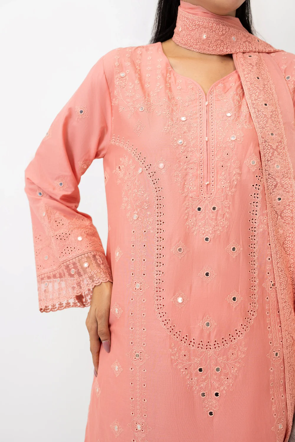 3PC Lawn Embroidered Suit - Image 2