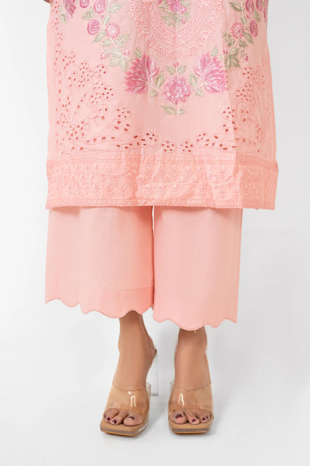 3PC Lawn Embroidered Suit - Image 7