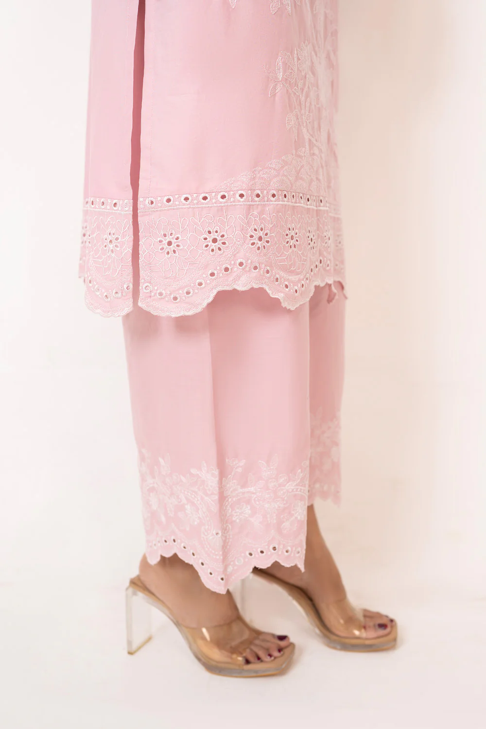 3PC Lawn Embroidered Suit - Image 7