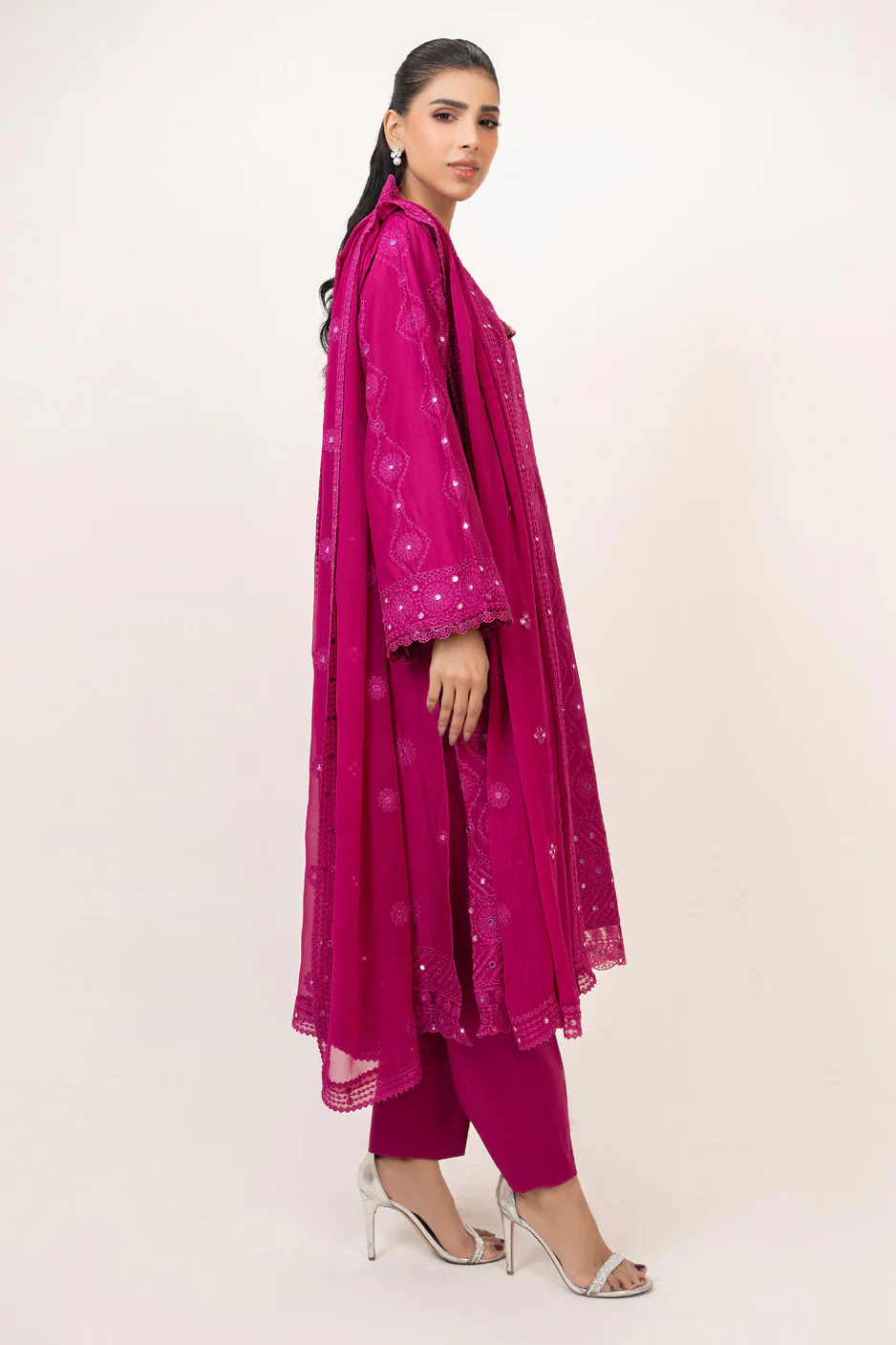 3PC Lawn Embroidered Suit - Image 4