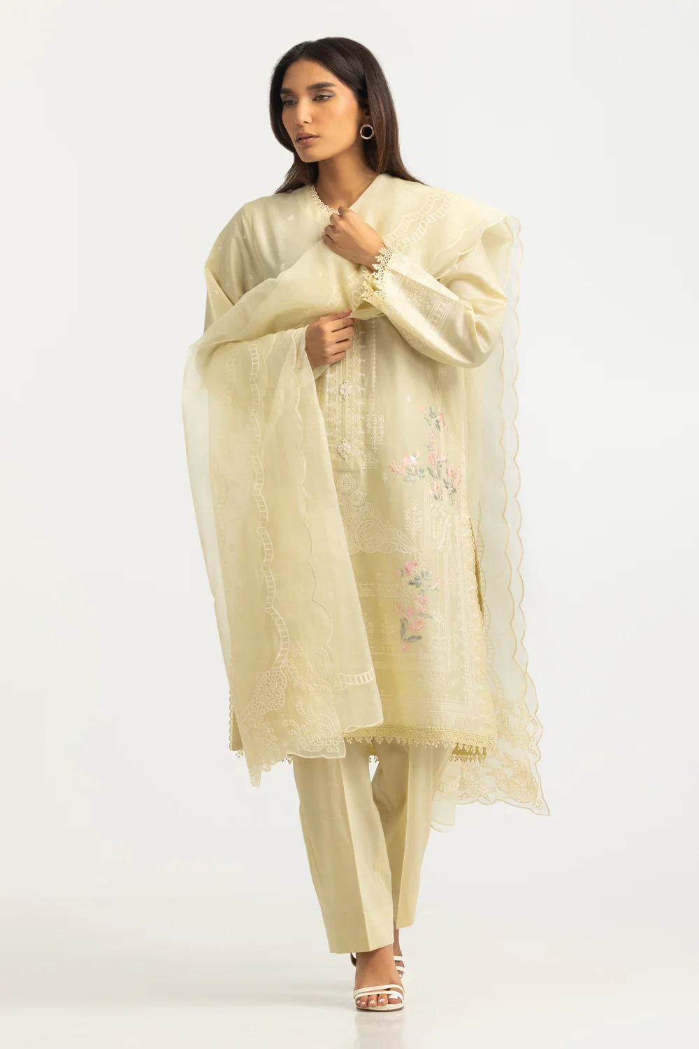 3PC Lawn Embroidered Suit - Image 3
