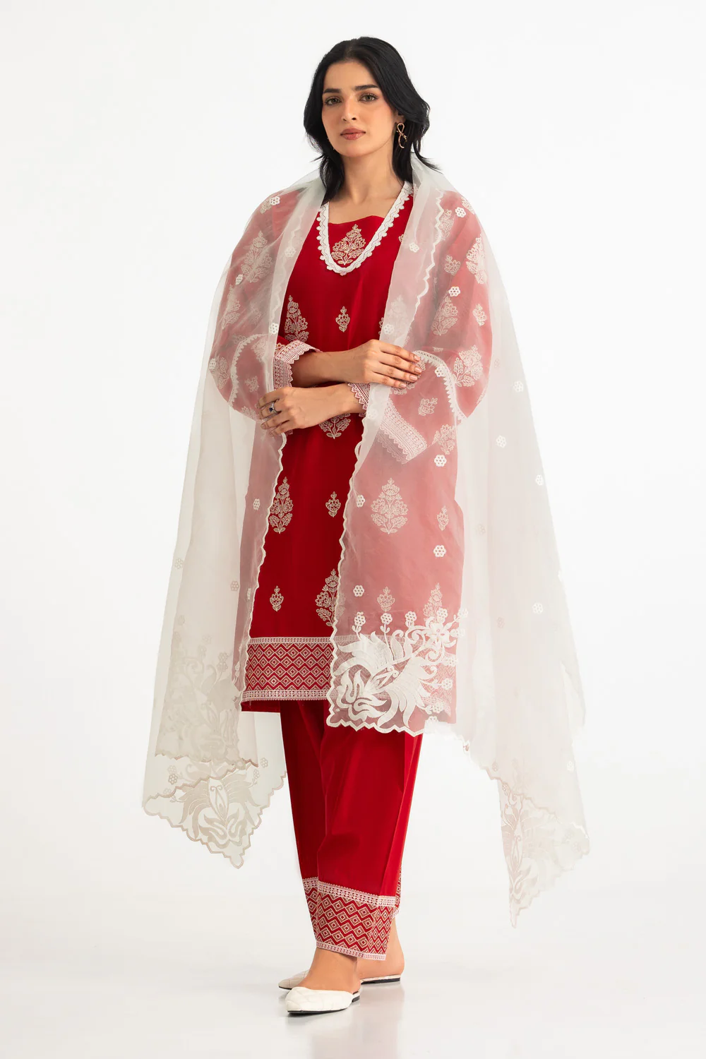 3PC Lawn Embroidered Suit - Image 3