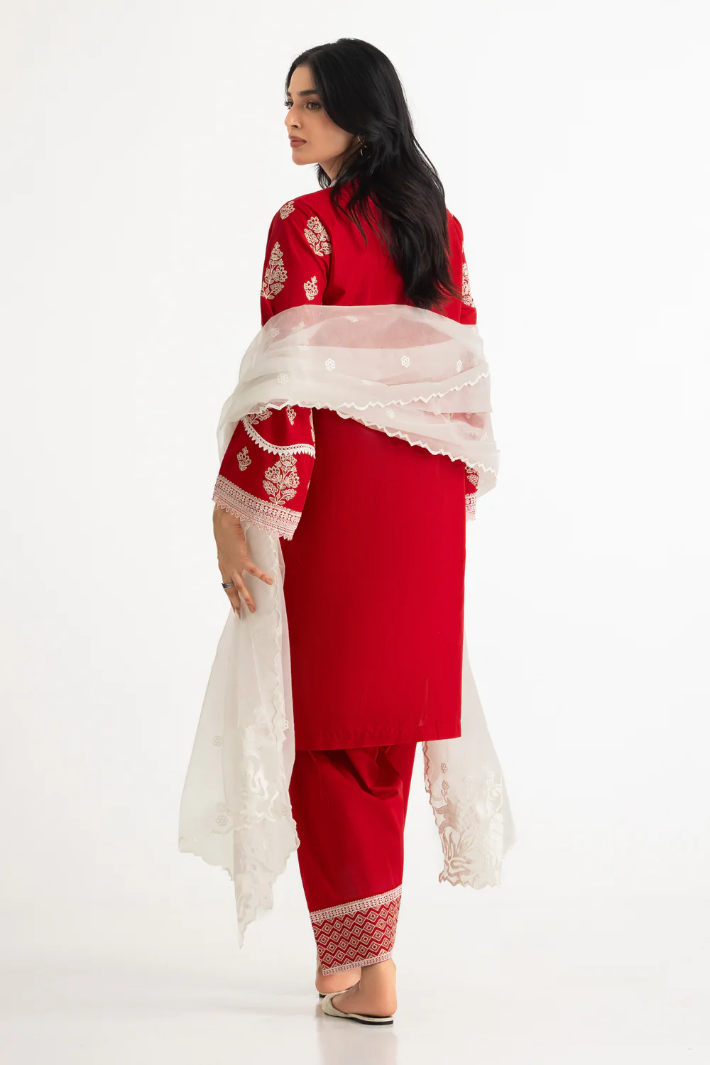 3PC Lawn Embroidered Suit - Image 5