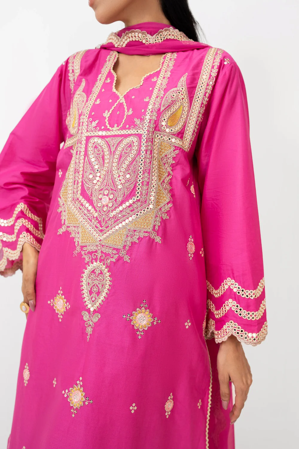 3PC Lawn Embroidered Suit - Image 2