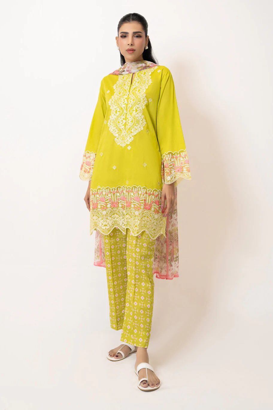 3PC Lawn Embroidered Suit