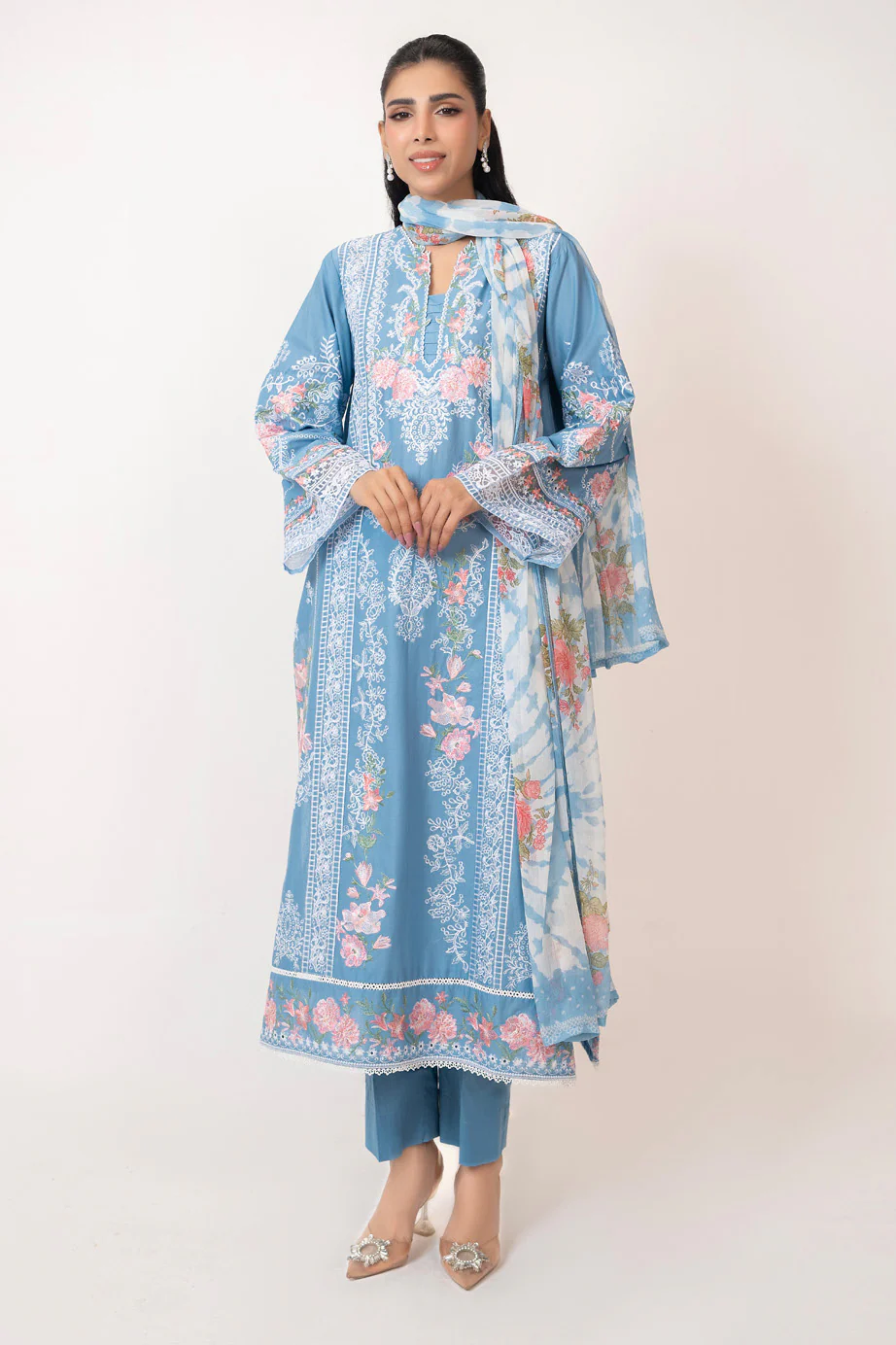 3PC Lawn Embroidered Suit
