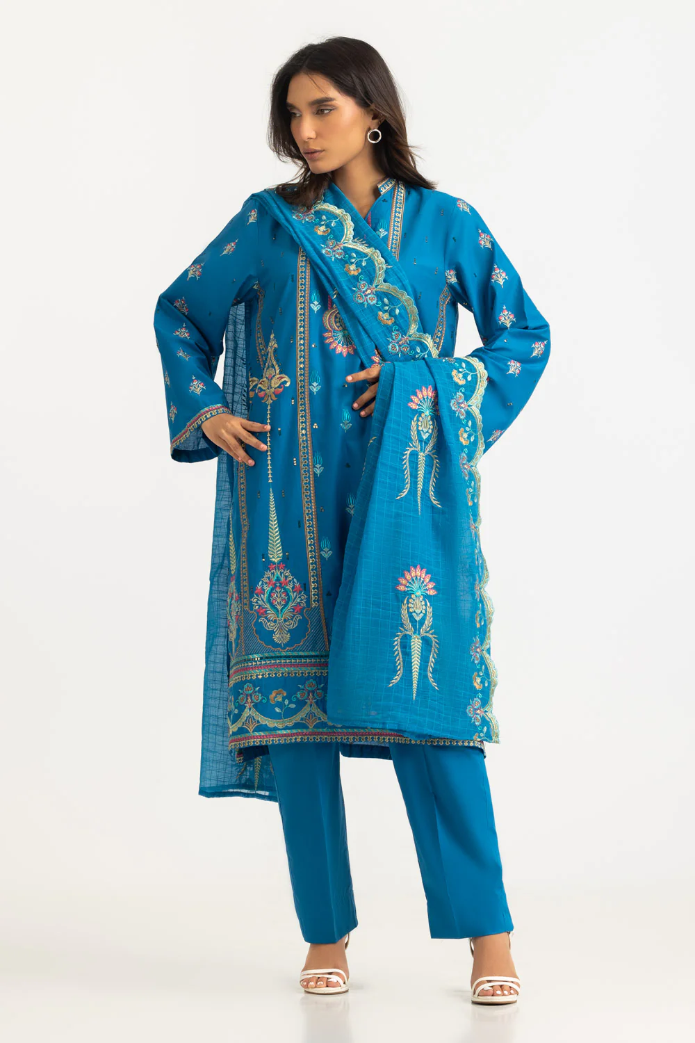 3PC Lawn Embroidered Suit - Image 3