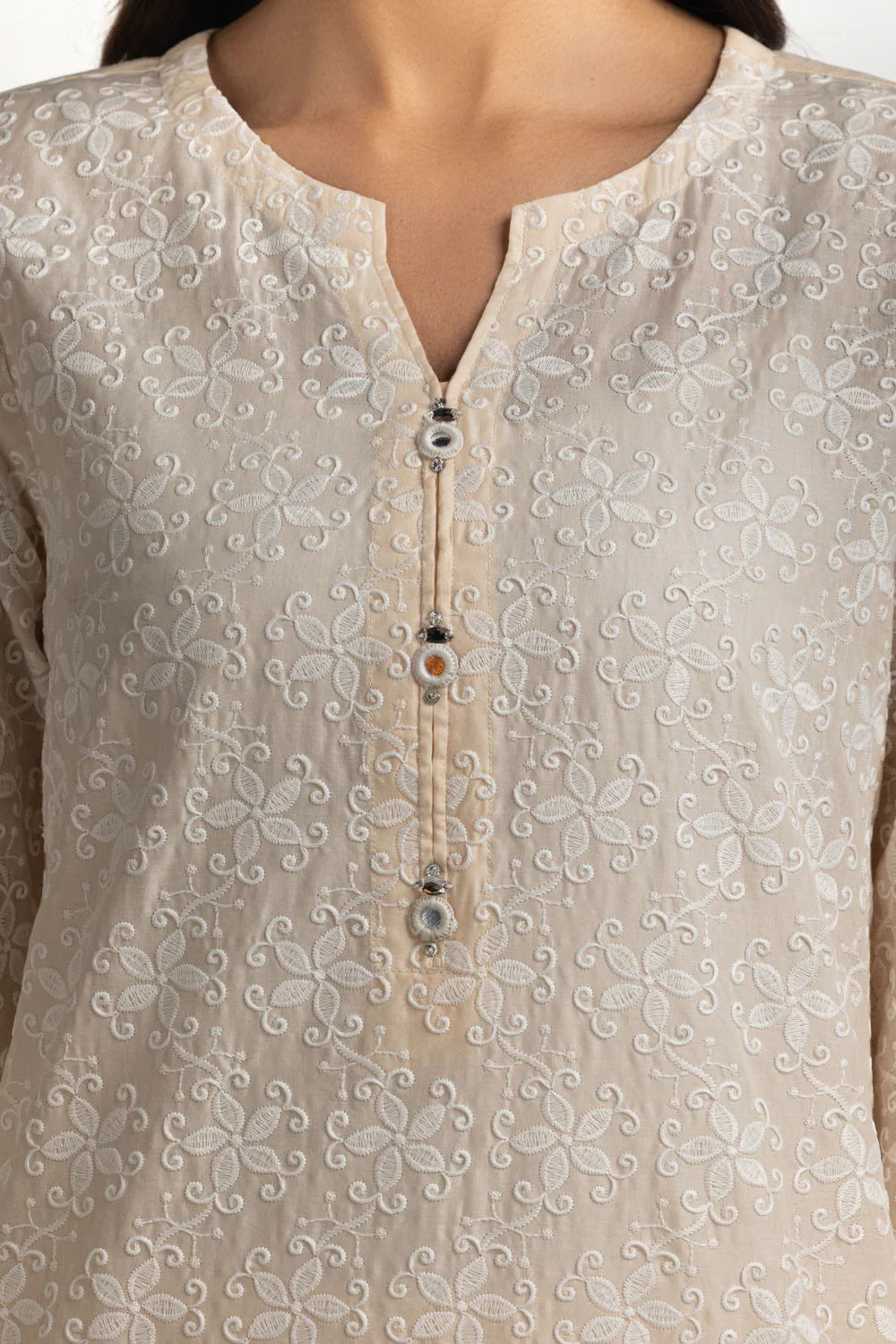 3PC Lawn Embroidered Suit - Image 2