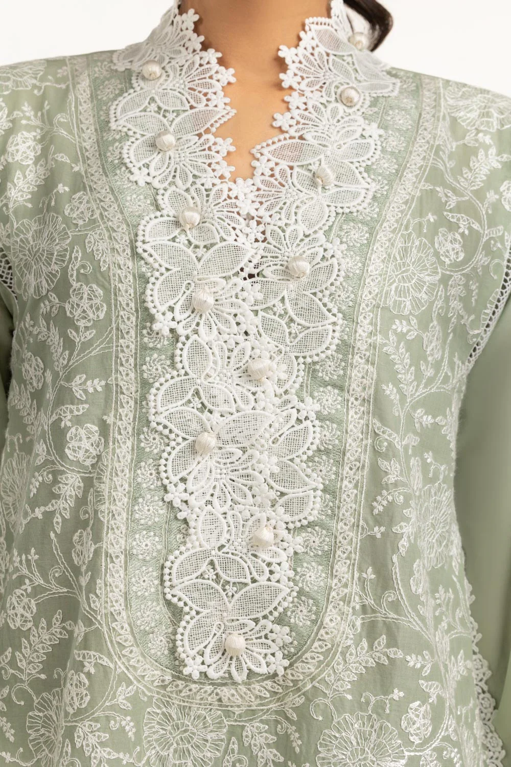 3PC Lawn Embroidered Suit - Image 2