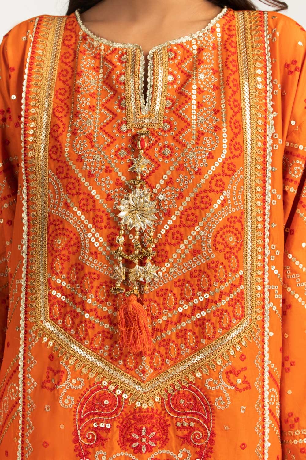 3PC Lawn Embroidered Suit - Image 2