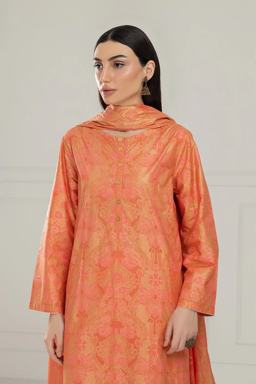 3PC Lawn Lacquer Printed Suit - Image 3