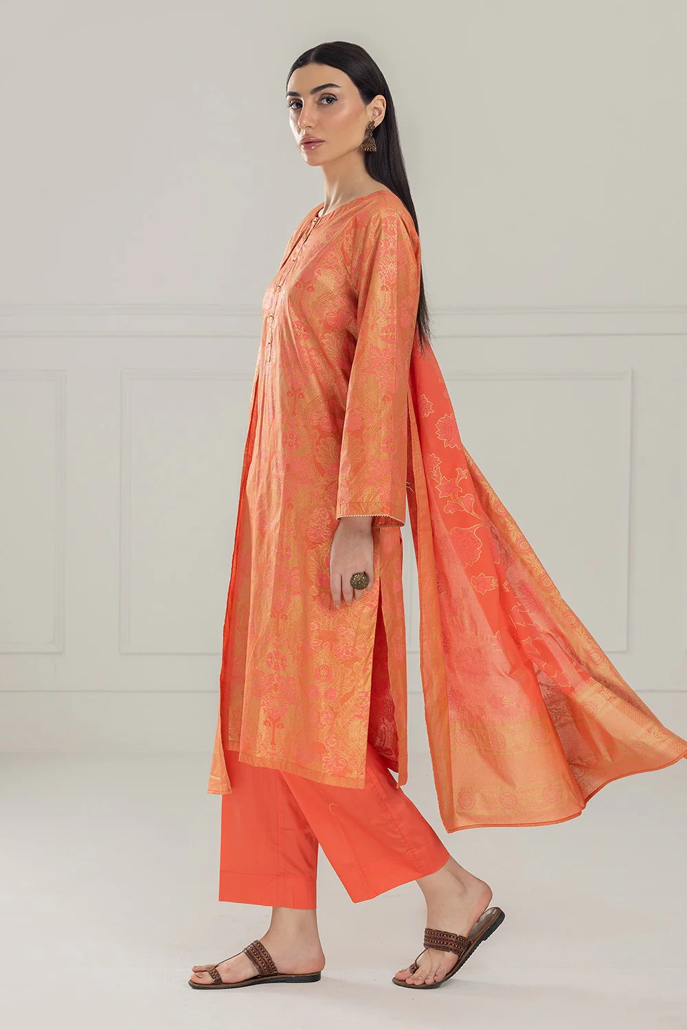 3PC Lawn Lacquer Printed Suit - Image 5