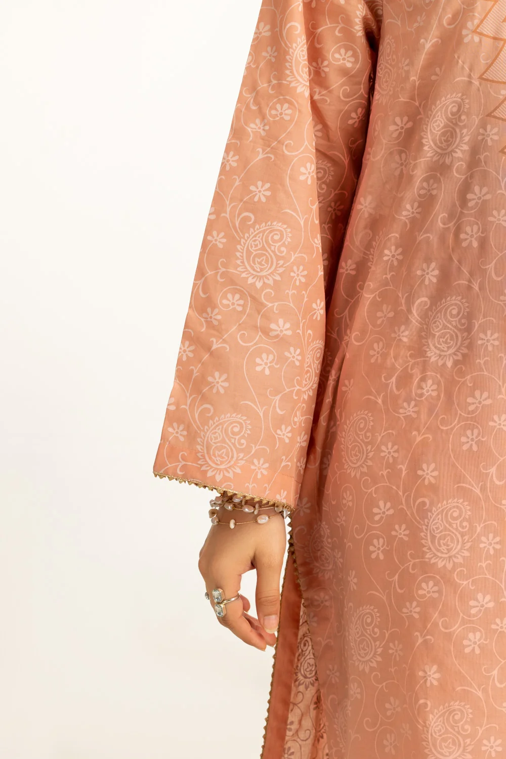 3PC Lawn Lacquer Printed Suit - Image 4
