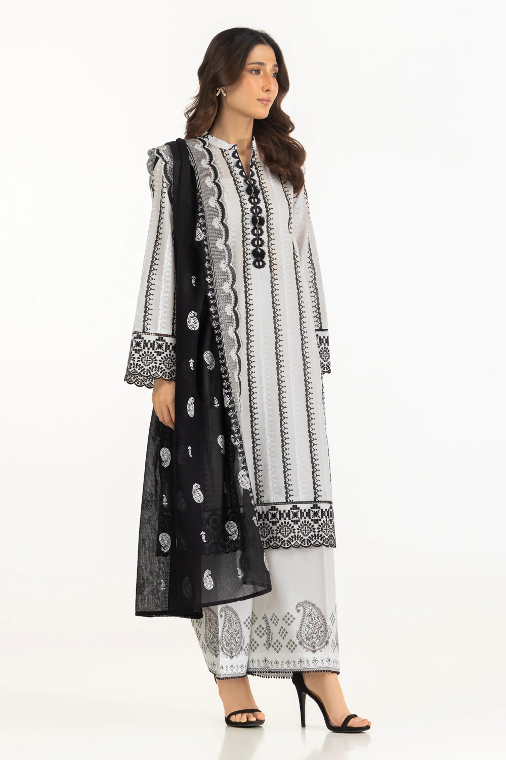 3PC Lawn Lacquer Printed Suit With Embroidered - Image 7