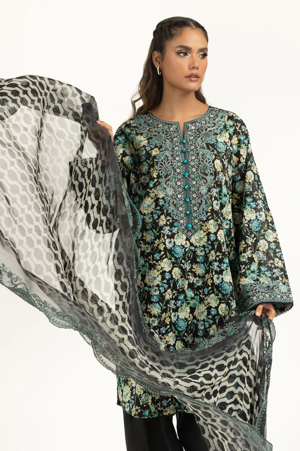 3PC Lawn Printed Suit - Image 5