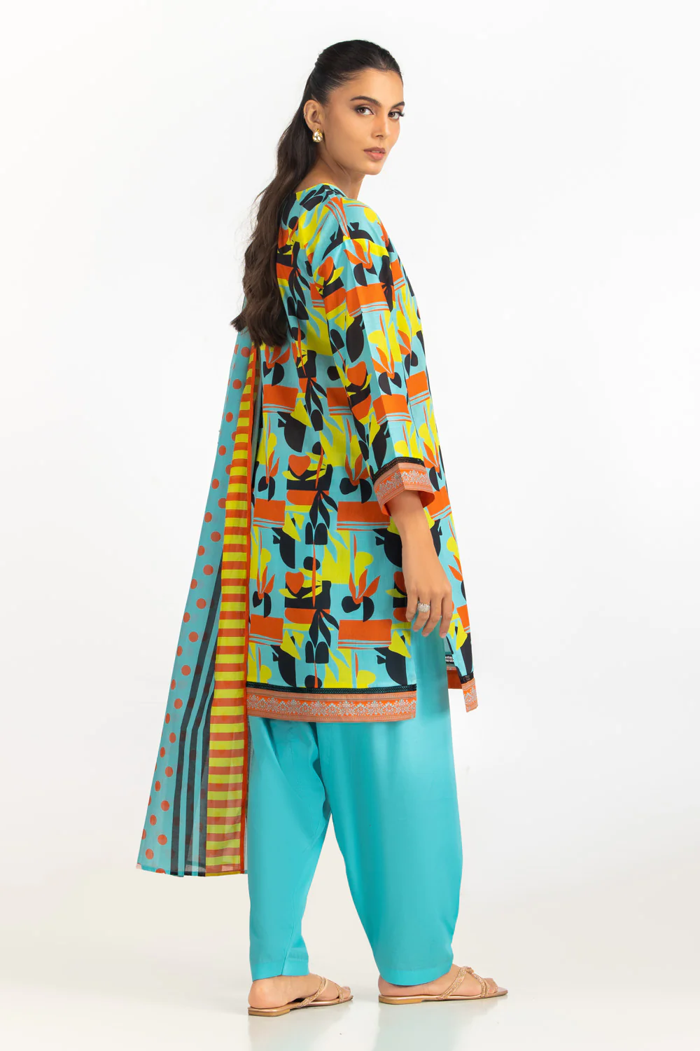 3PC Lawn Printed Suit - Image 5