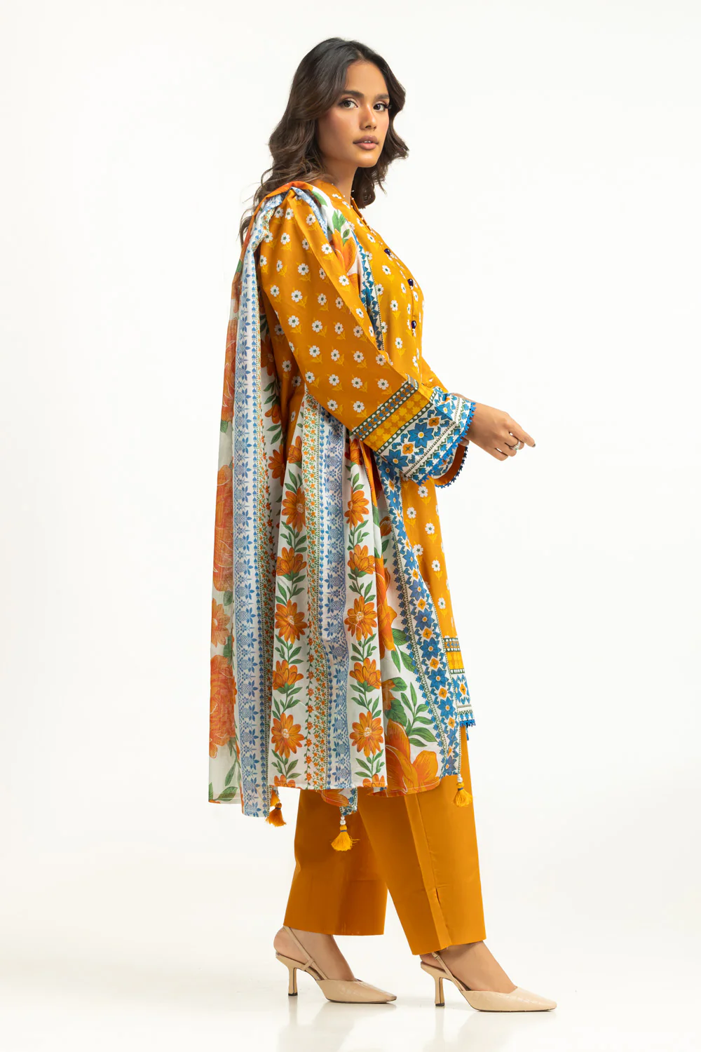 3PC Lawn Printed Suit - Image 3
