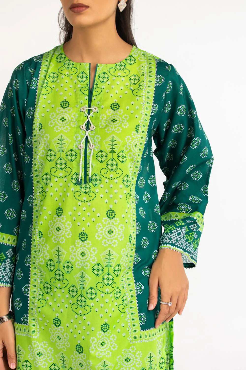 3PC Lawn Printed Suit - Image 2