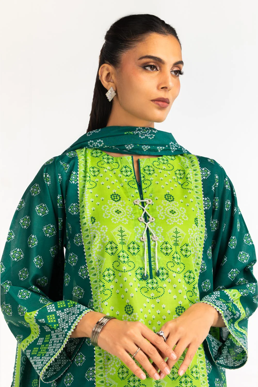 3PC Lawn Printed Suit - Image 4
