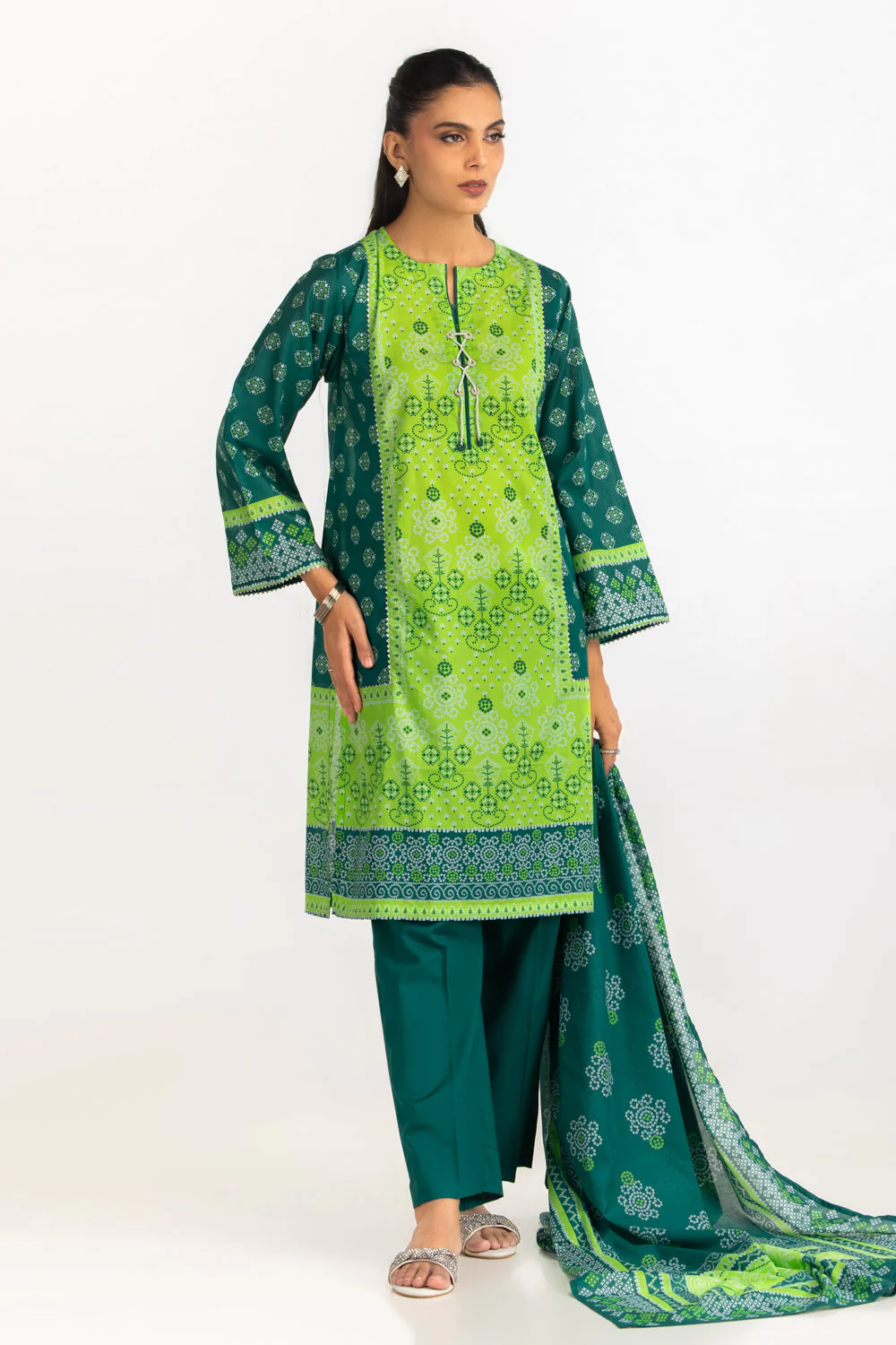 3PC Lawn Printed Suit - Image 5