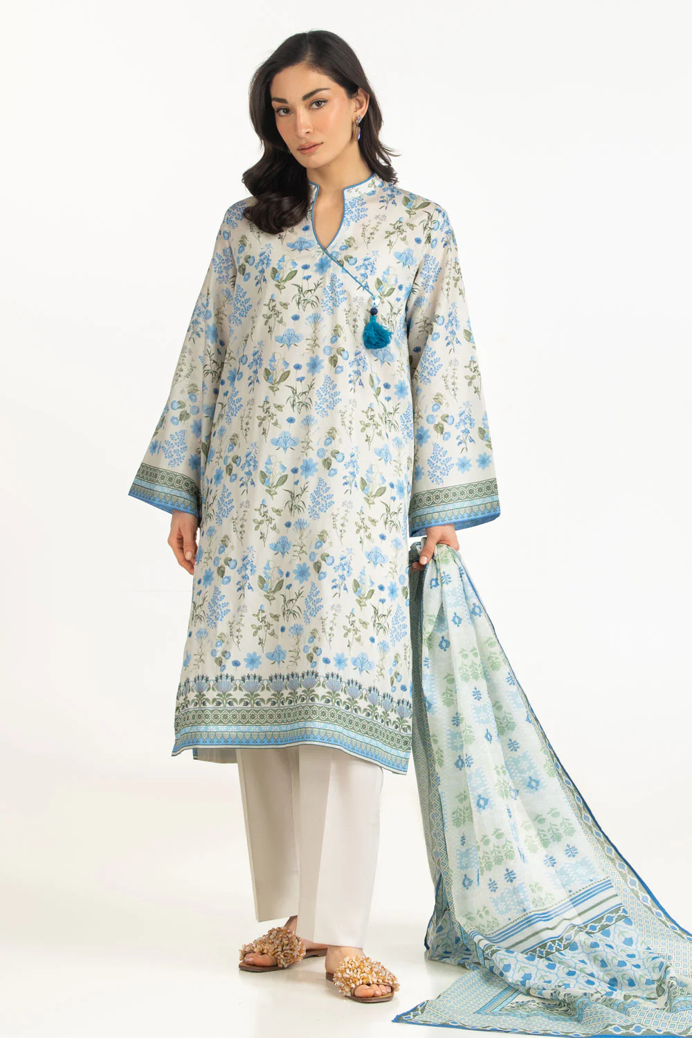 3PC Lawn Printed Suit - Image 3
