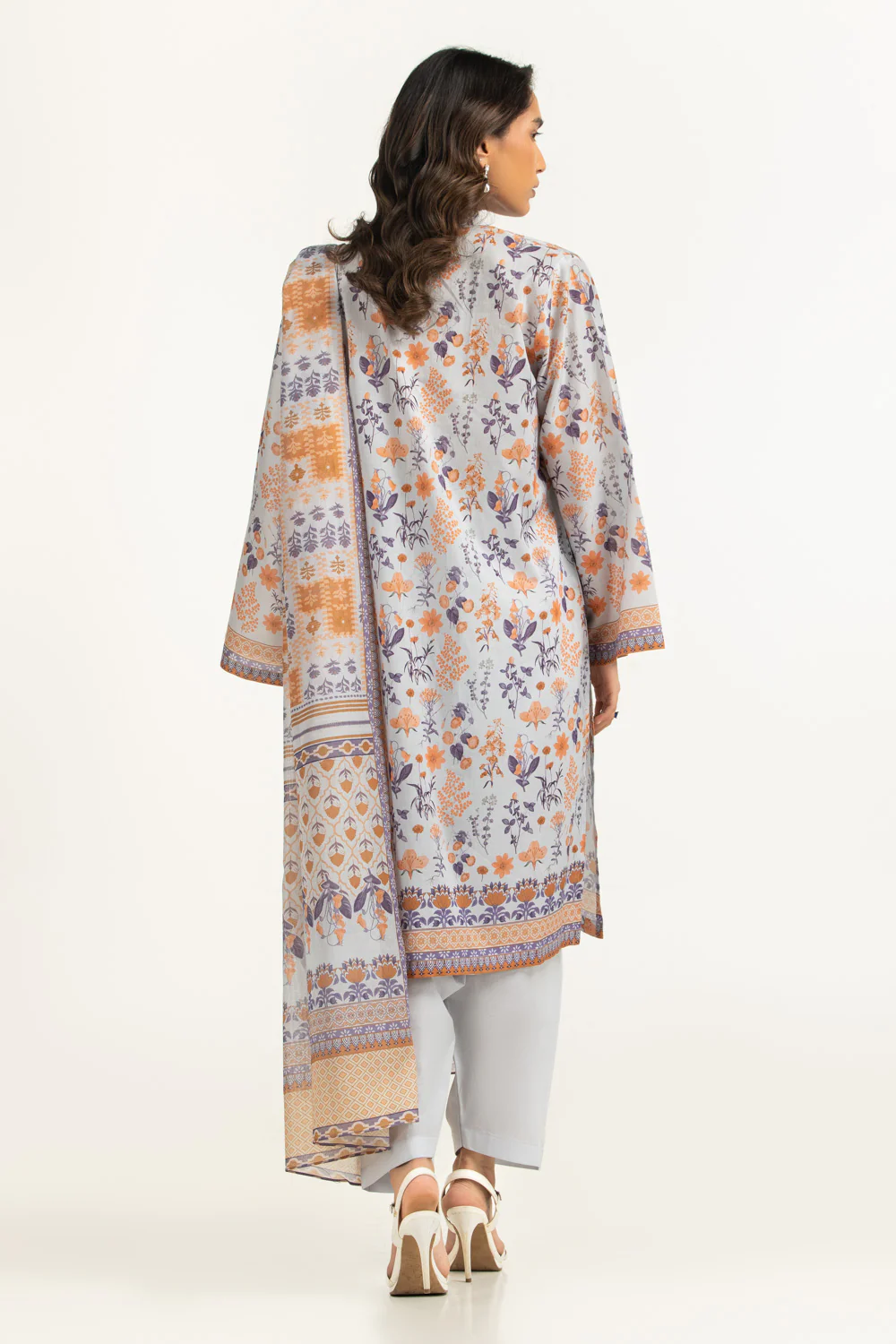 3PC Lawn Printed Suit - Image 6