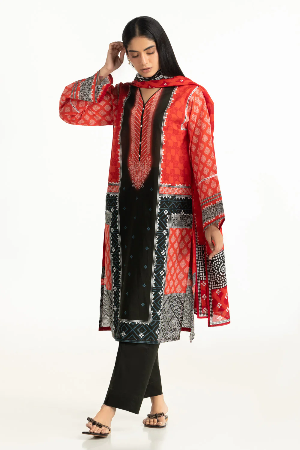 3PC Lawn Printed Suit - Image 5