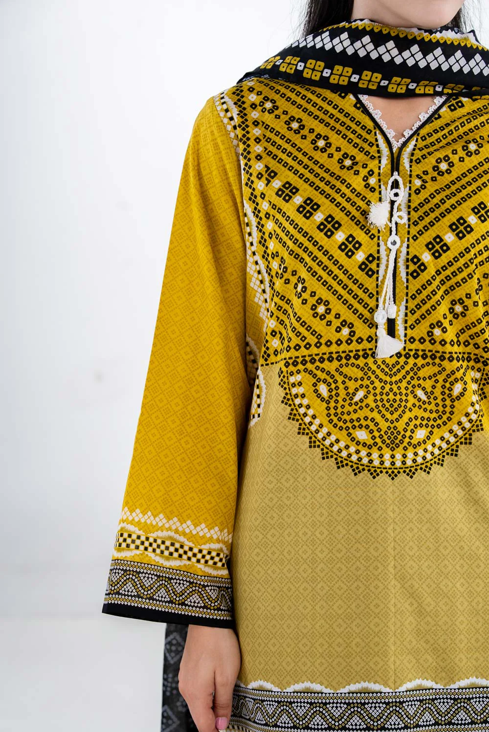 3PC Lawn Printed Suit - Image 2