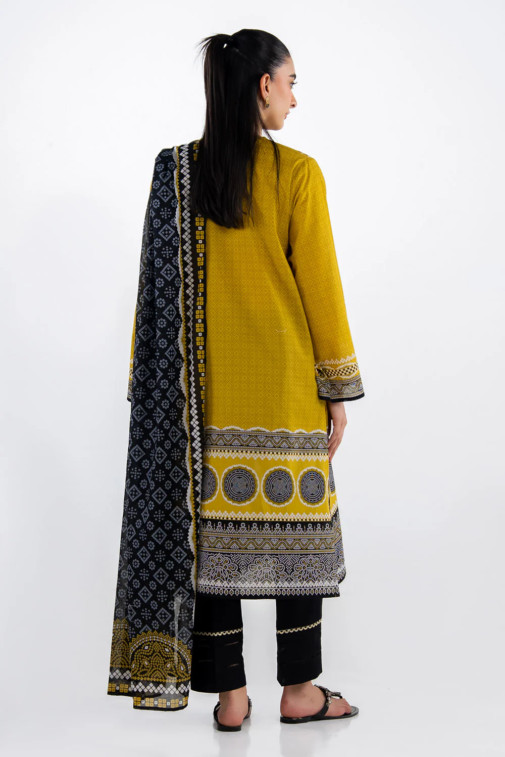 3PC Lawn Printed Suit - Image 6