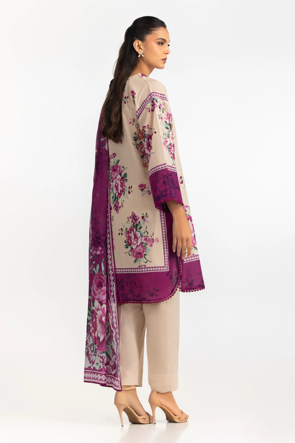 3PC Lawn Printed Suit - Image 6