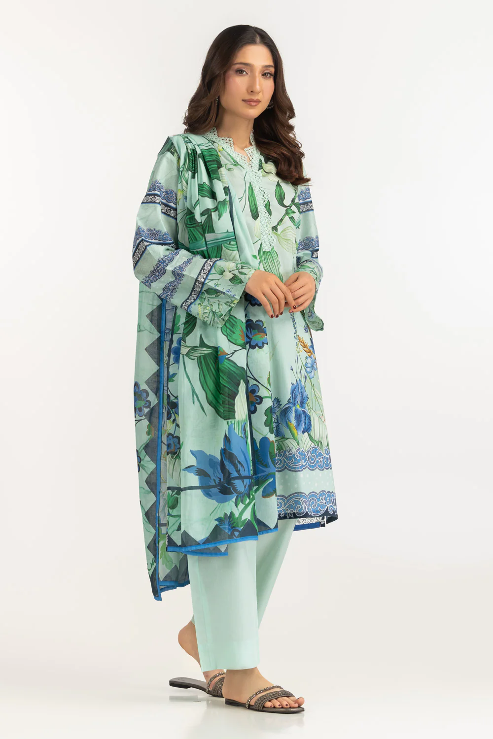 3PC Lawn Printed Suit - Image 4