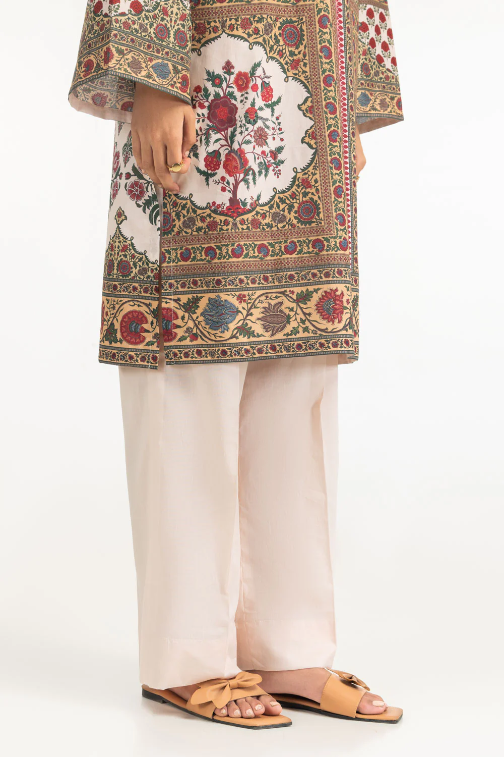 3PC Lawn Printed Suit - Image 8
