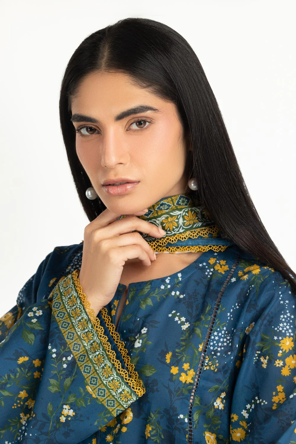 3PC Lawn Printed Suit - Image 5