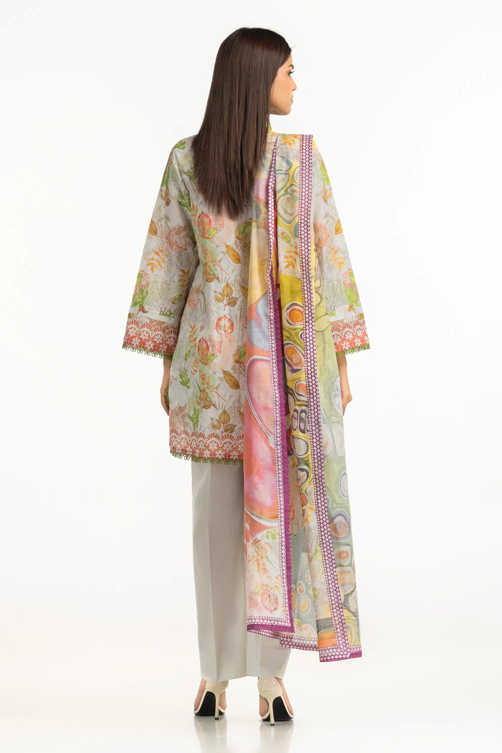 3PC Lawn Printed Suit - Image 6