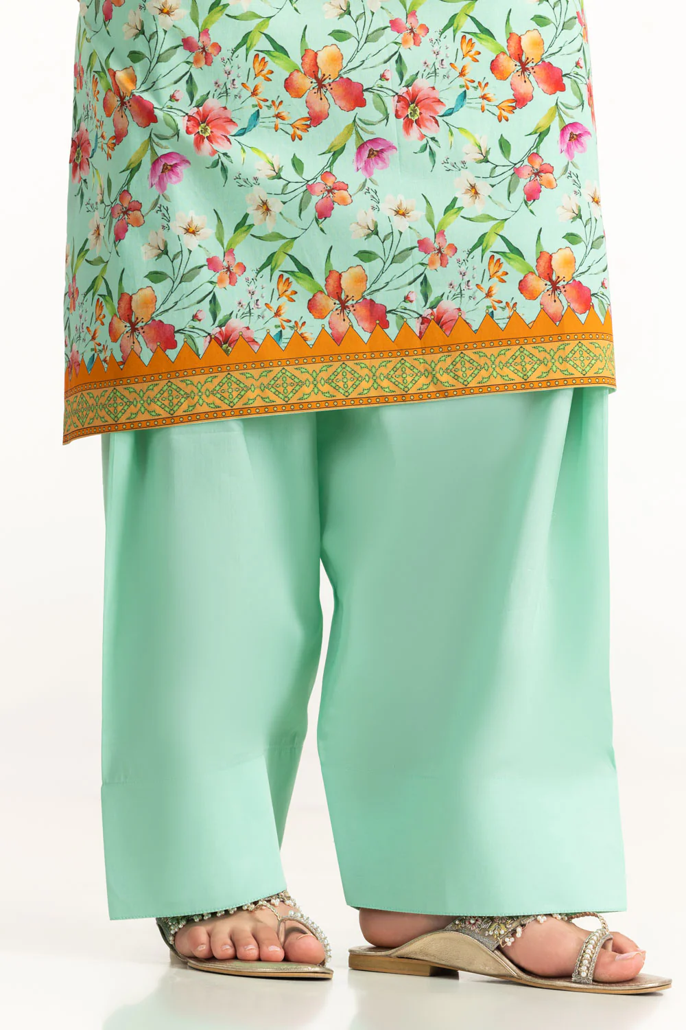 3PC Lawn Printed Suit - Image 7