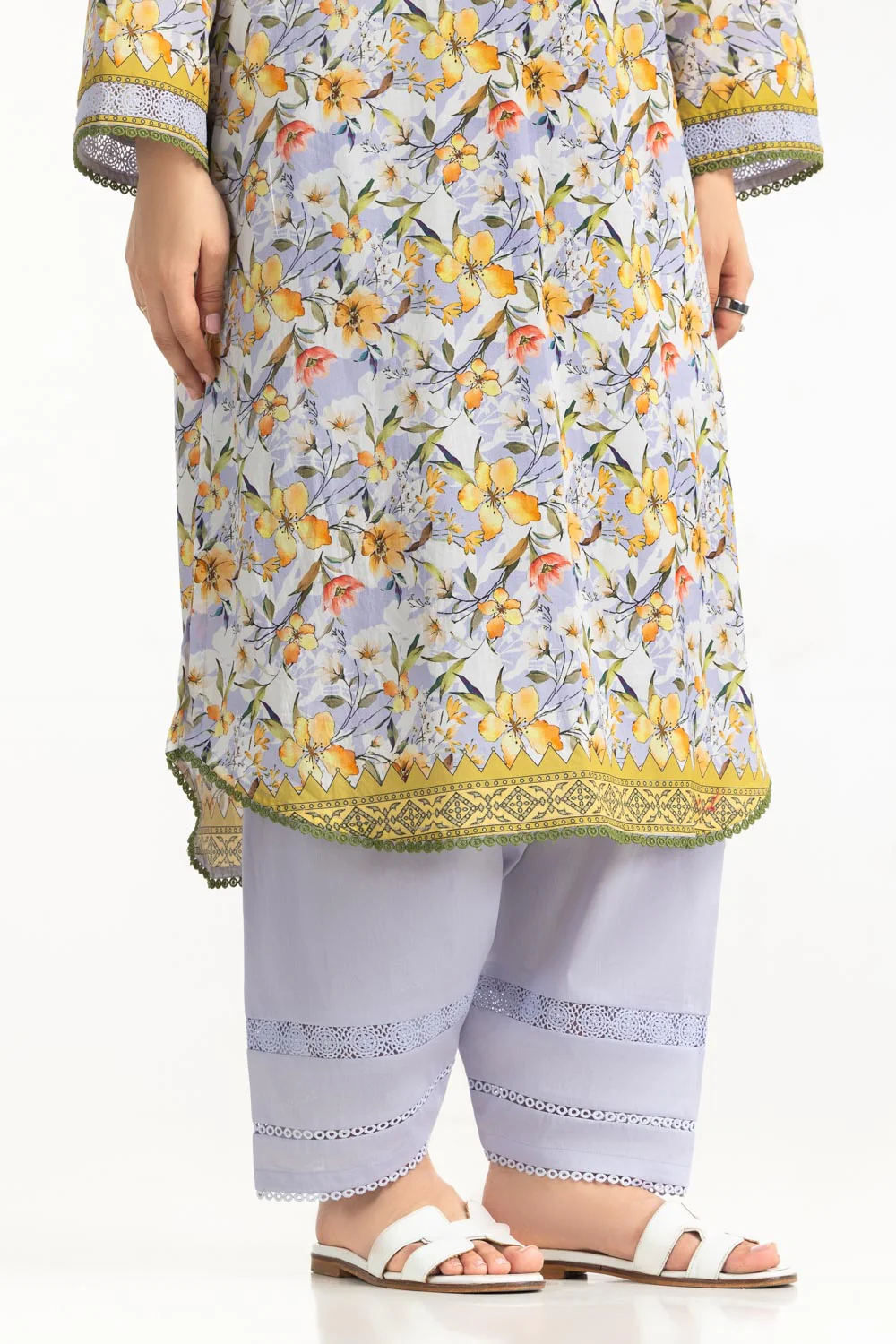 3PC Lawn Printed Suit - Image 7