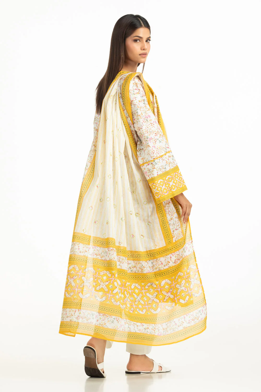 3PC Lawn Printed Suit - Image 6