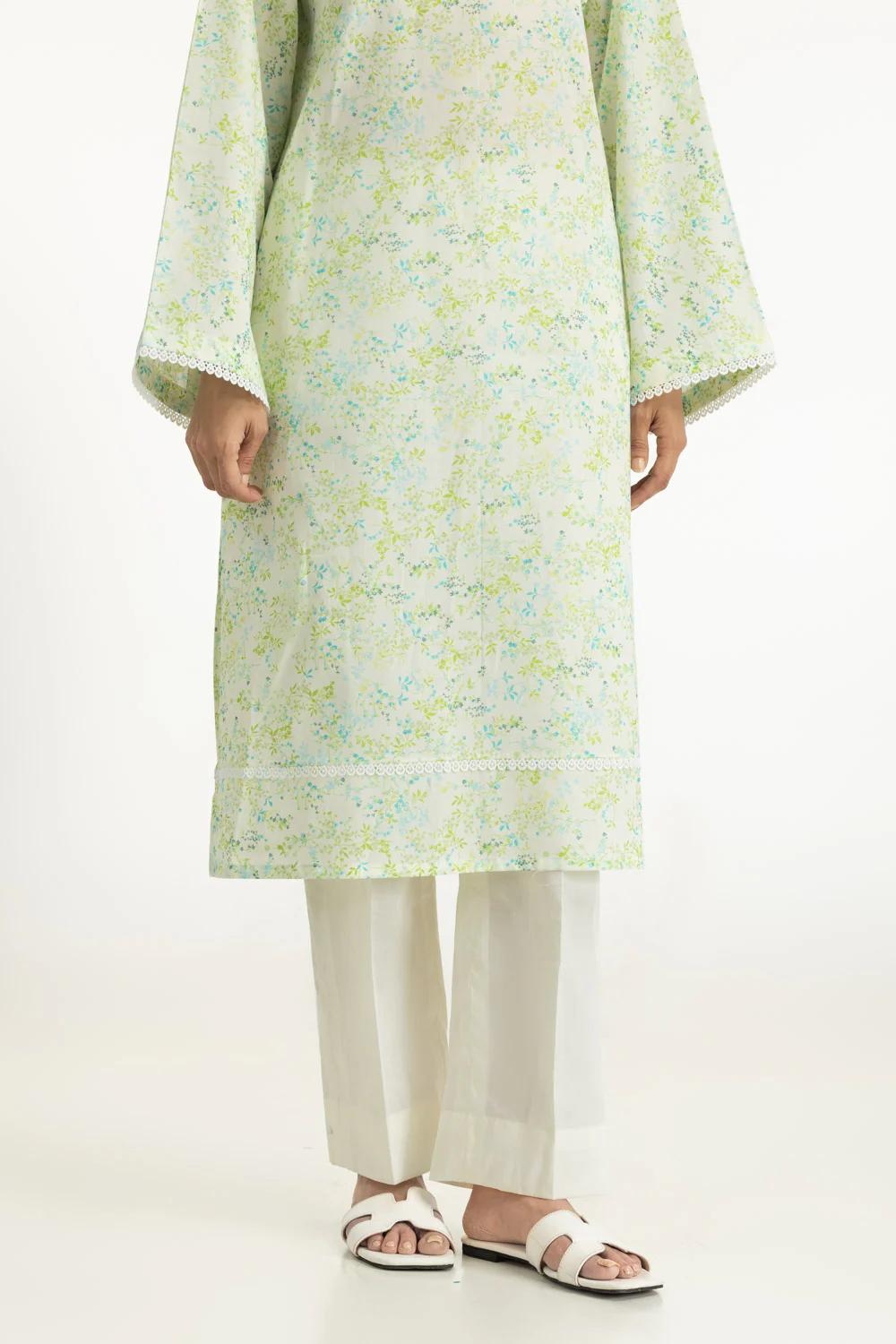 3PC Lawn Printed Suit - Image 7