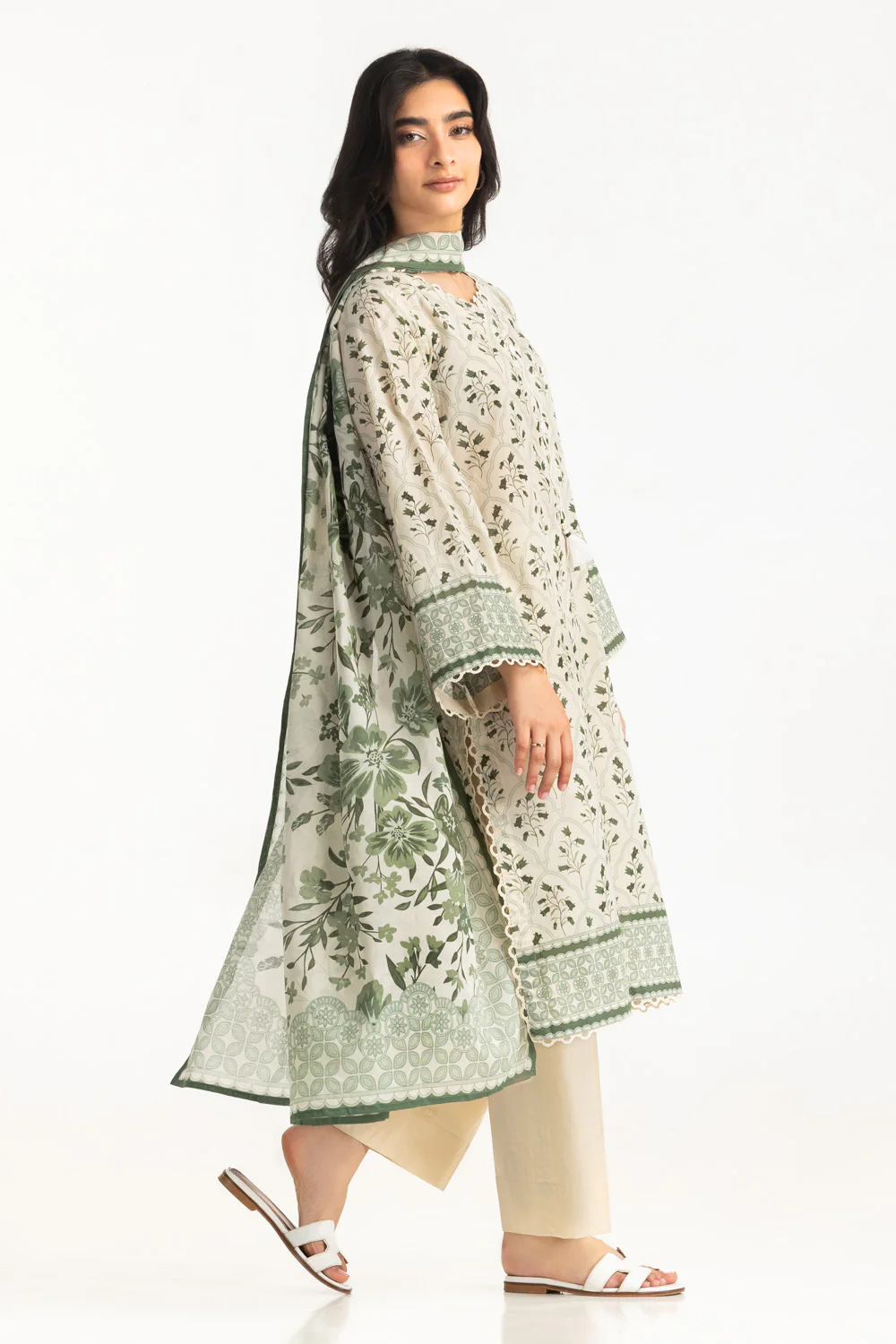 3PC Lawn Printed Suit - Image 4