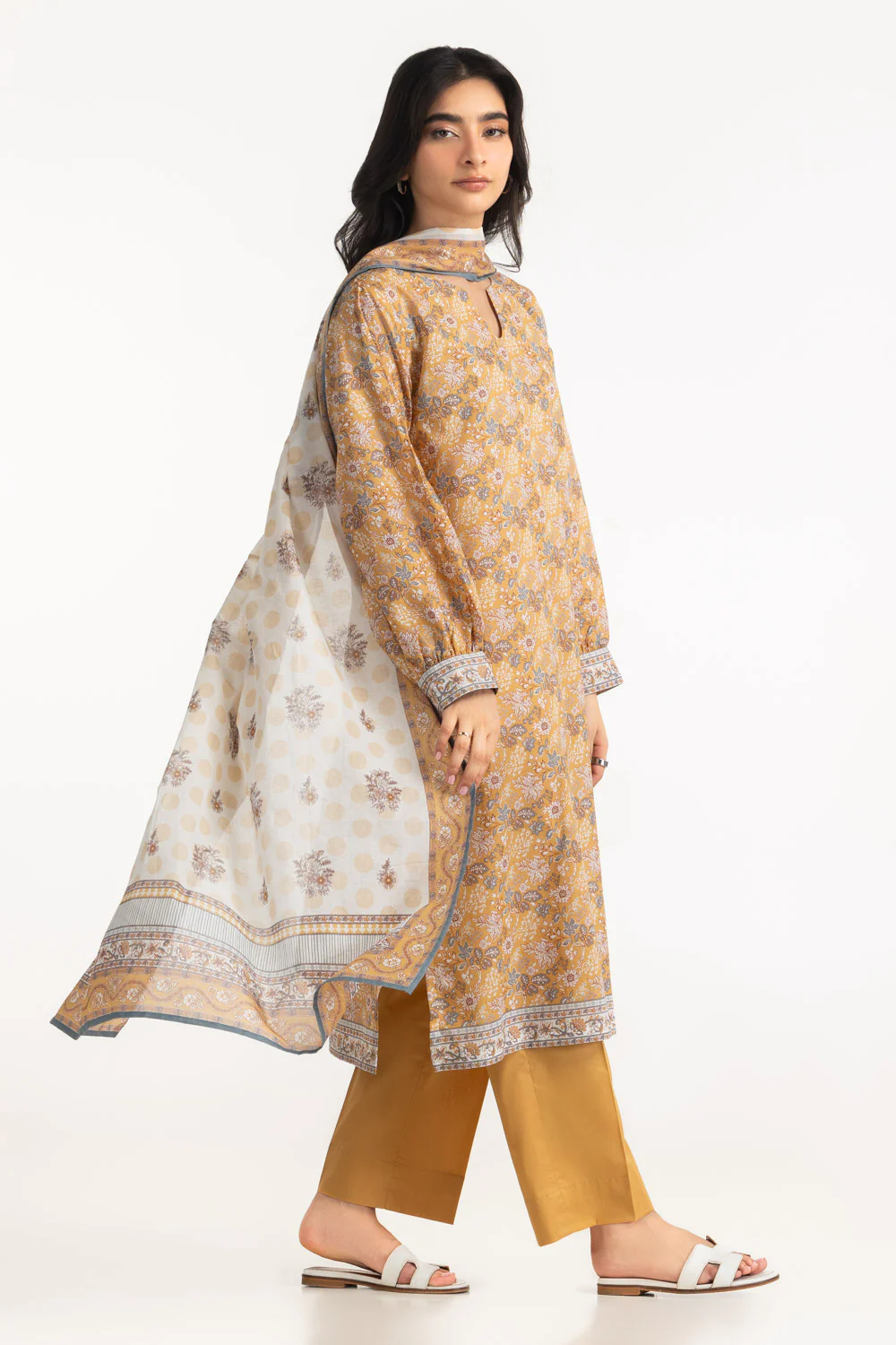 3PC Lawn Printed Suit - Image 4