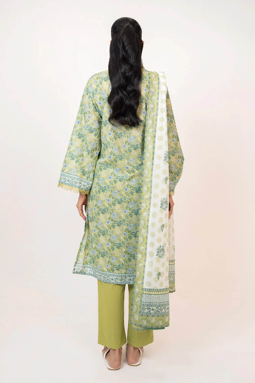 3PC Lawn Printed Suit - Image 6