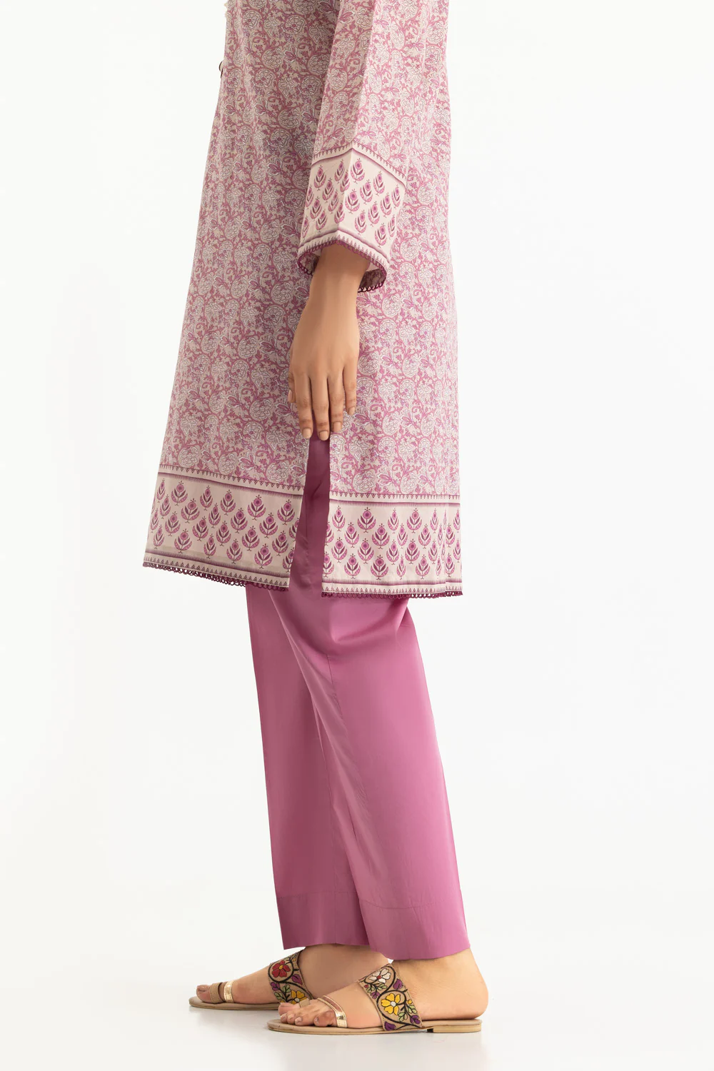 3PC Lawn Printed Suit - Image 7