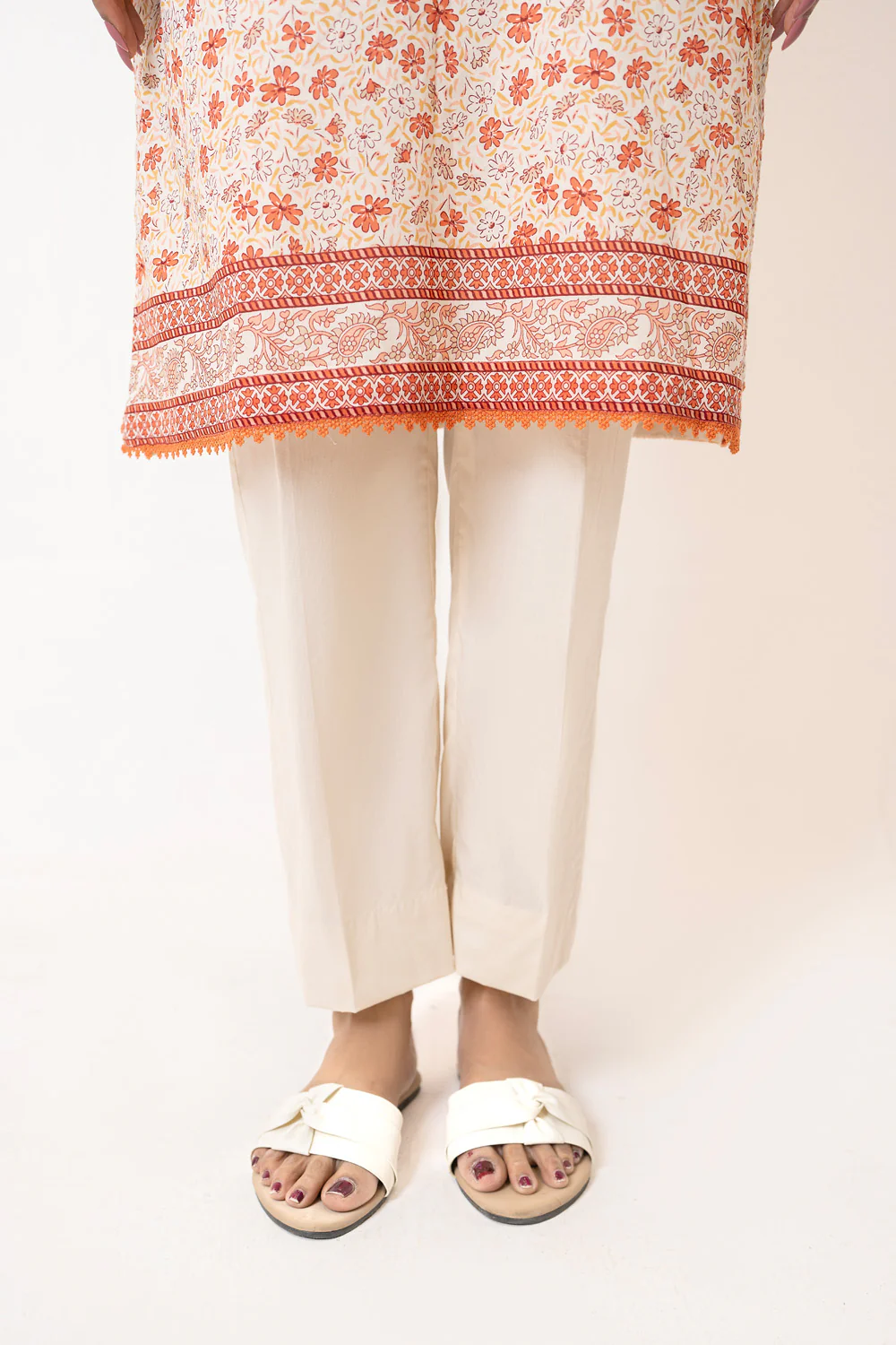 3PC Lawn Printed Suit - Image 7